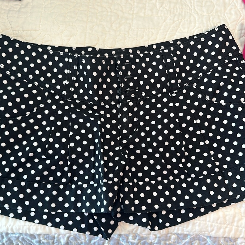 Women’s fashion shorts